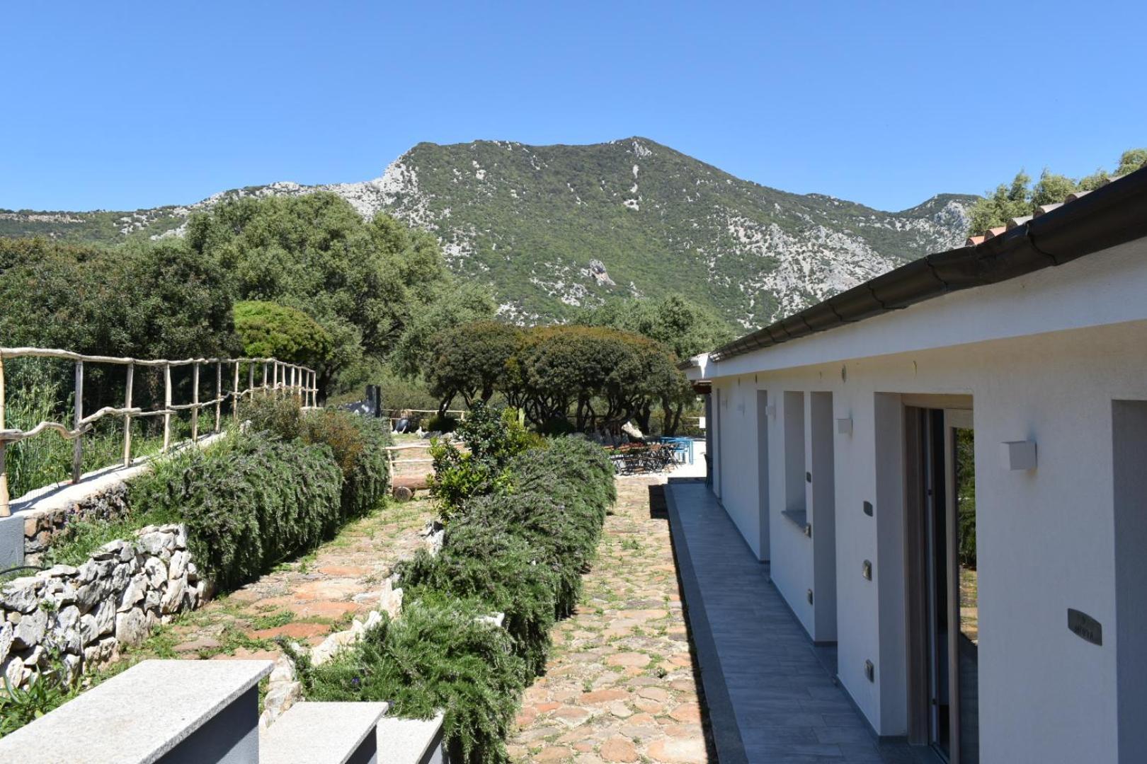 Hotel Pranos Turismo Rurale Cala Gonone Exterior foto